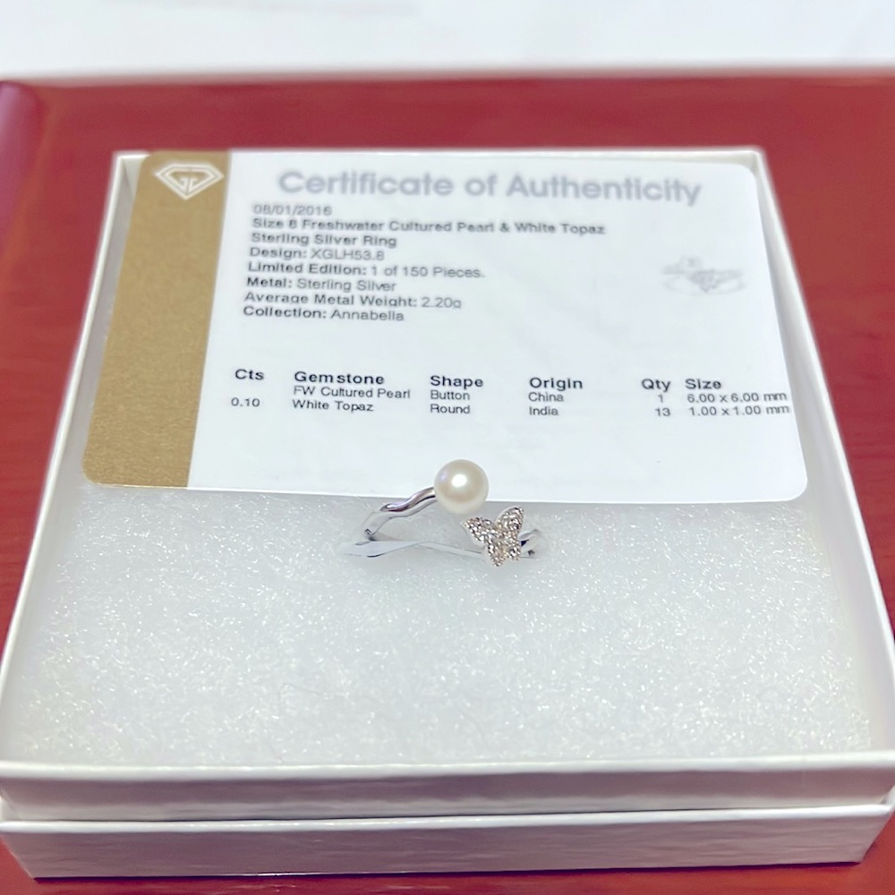 Freshwater cultured pearl & white topaz sterling silver ring